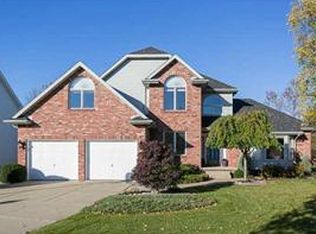 86 White Tail Run Ct, Grand Island, NY 14072