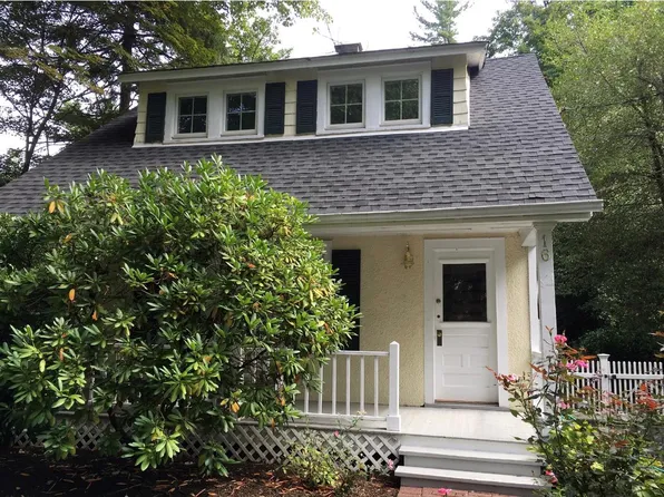 16 Egypt Lane, Locust Valley, NY 11560