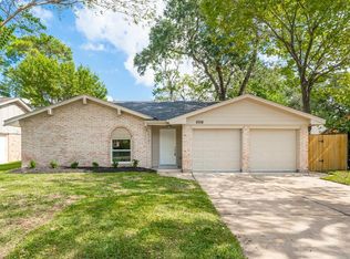 8918 Langfield Rd, Houston, TX 77040