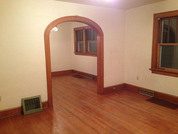 Living Room / Dining Room