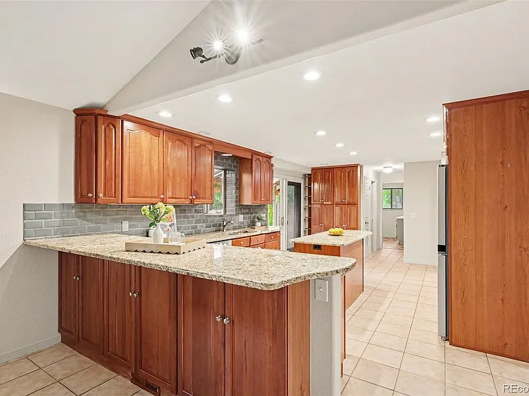 5937 S Jasmine St — Photo 13