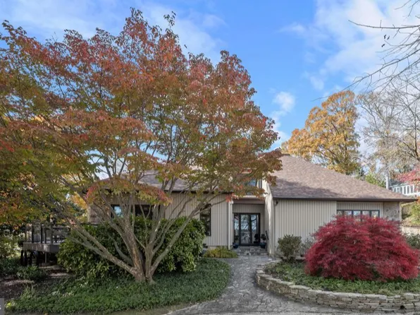 668 Broadwater Way, Gibson Island, MD 21056