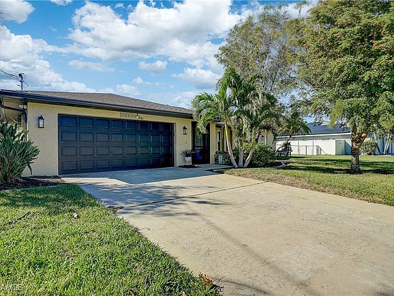 2nd image of 1038 SE 18th Ave