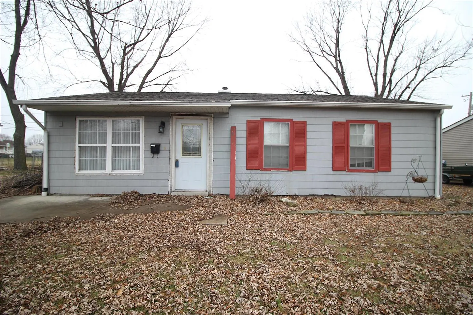 2817 National Ave photo 1