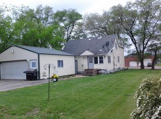 214 S Park Rd, Blair, WI 54616