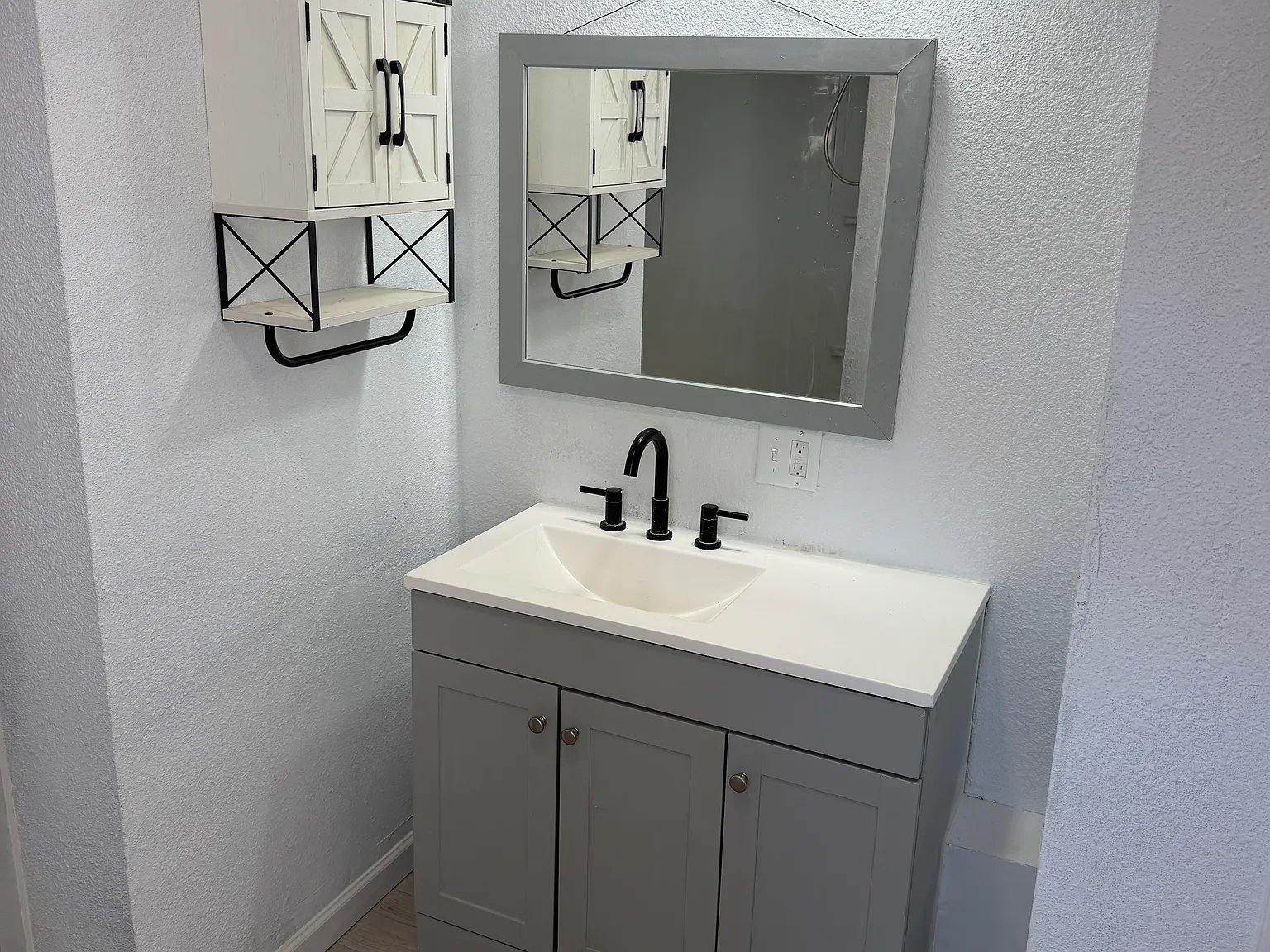 3 bed, 1357 sqft, $1,300 — Photo 4