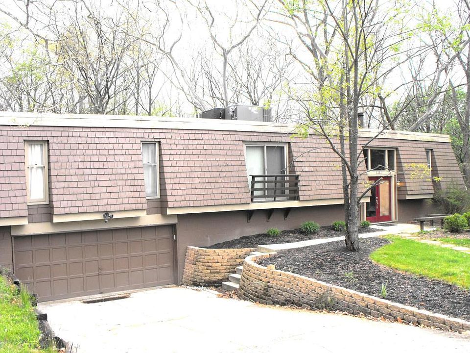 1st image of 5252 Parkmoor Dr