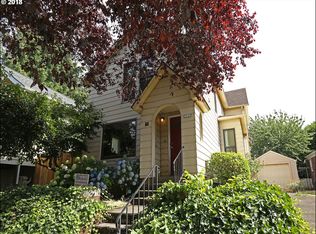 3922 SE Salmon St, Portland, OR 97214