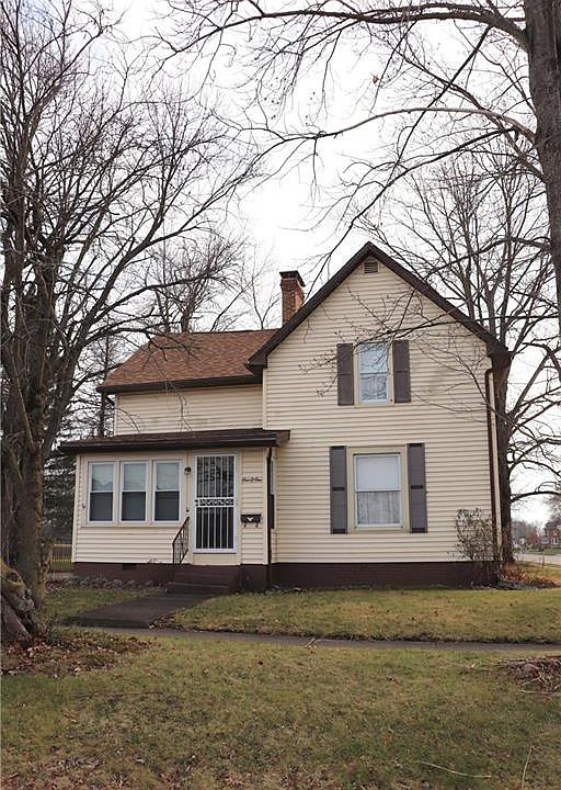 1st image of 101 E Finley St