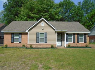 5881 Garden Ridge Dr, Millington, TN 38053