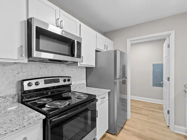 Pebble Creek Apartments