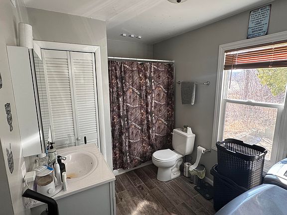 5th image of 4250 Mud Lake Rd