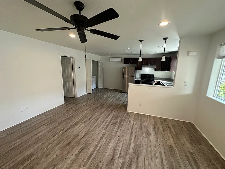 210 Cheryl Ln #1 — Photo 5