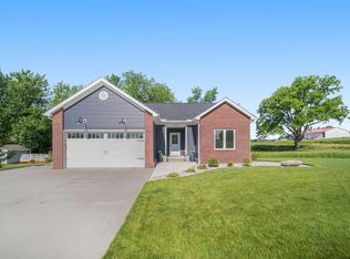 102 Calhoun Ave, Clinton, MI 49236