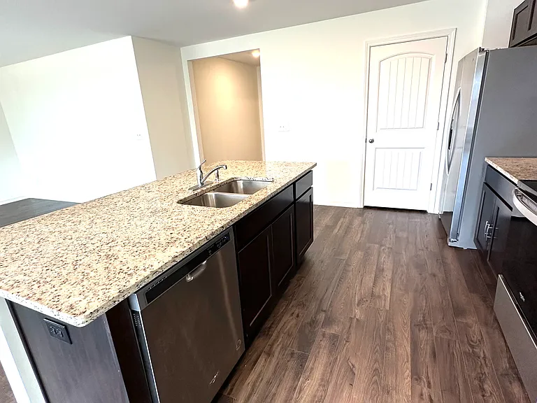 7411 Tulip Trestle Ct — Photo 7