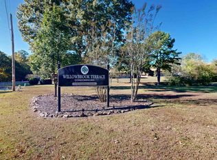 1100 Woodlawn Ave APT 15, Hot Springs National Park, AR 71913