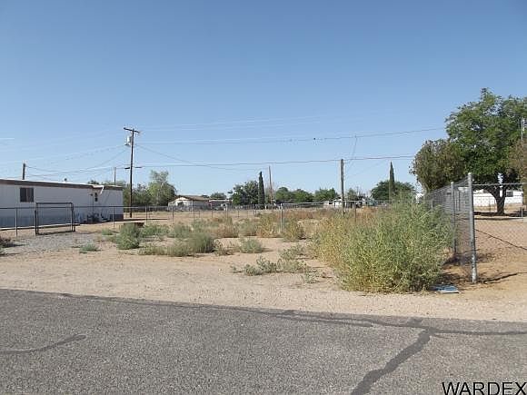 2nd image of 3568 E Robin Ln