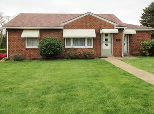 47 Longvue Cir, Ambridge, PA 15003