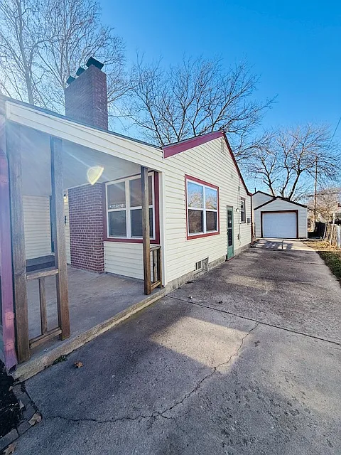 2 bed, 1742 sqft, $1,395 — Photo 2