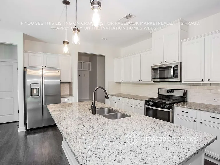 5715 Fenway Dr — Photo 8
