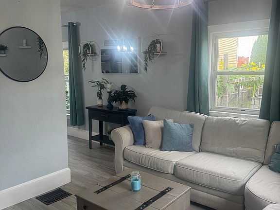 5th image of 36 Clement St #36