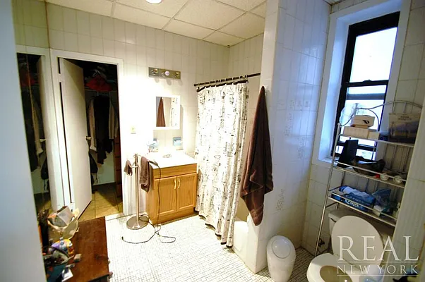 Rented by REAL New York | media 21