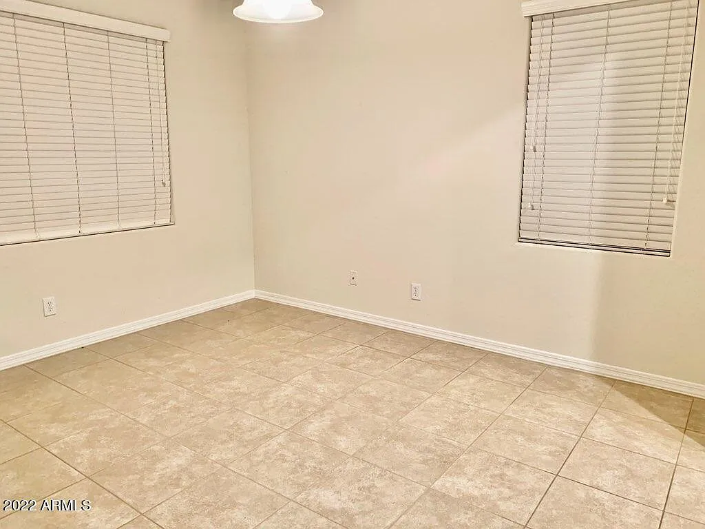 3 bed, 2.0 bath, 1536 sqft, $1,850 — Photo 4
