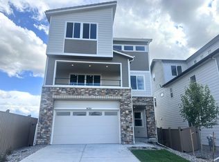 9135 White Ridge Rd, Englewood, CO 80112