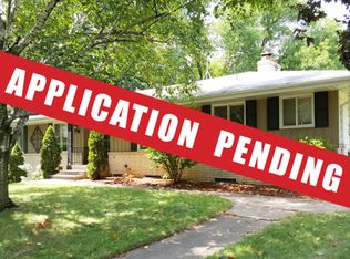 18616 Spring Crest Dr, Minnetonka, MN 55345