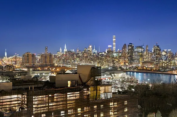 Rented by Modern Spaces | media 3