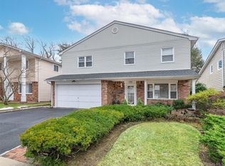 175 Soundview Drive, Port Washington, NY 11050