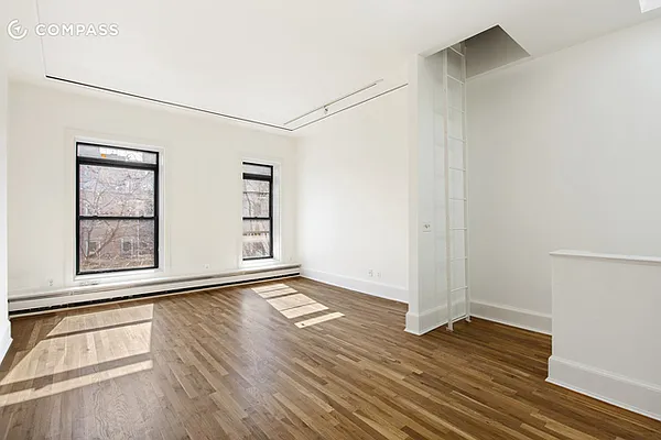 Rented by Compass | media 16