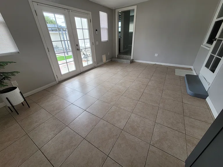 3948 Rose Ave — Photo 14