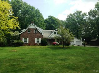 1203 Troxell Rd E, Lehighton, PA 18235