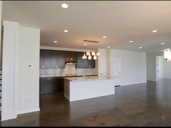 2nd image of 3046 Marias Way
