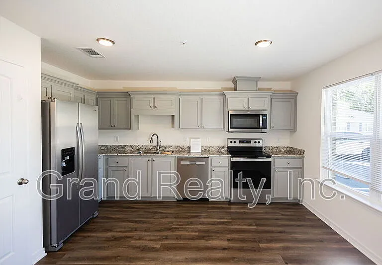 6283 Holland Rd — Photo 5
