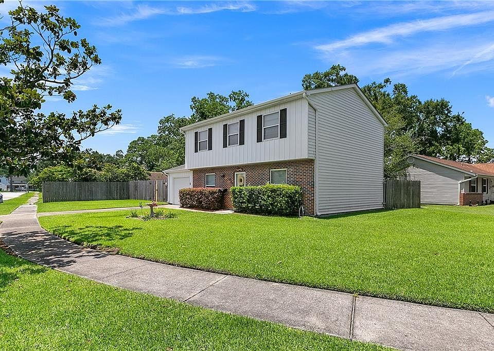 2nd image of 884 Matador Dr