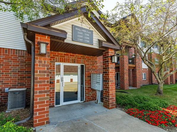 6440 Ep True Pkwy Unit 1208, West Des Moines, IA 50266