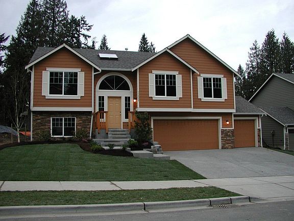2nd image of 13822 17th Ave W