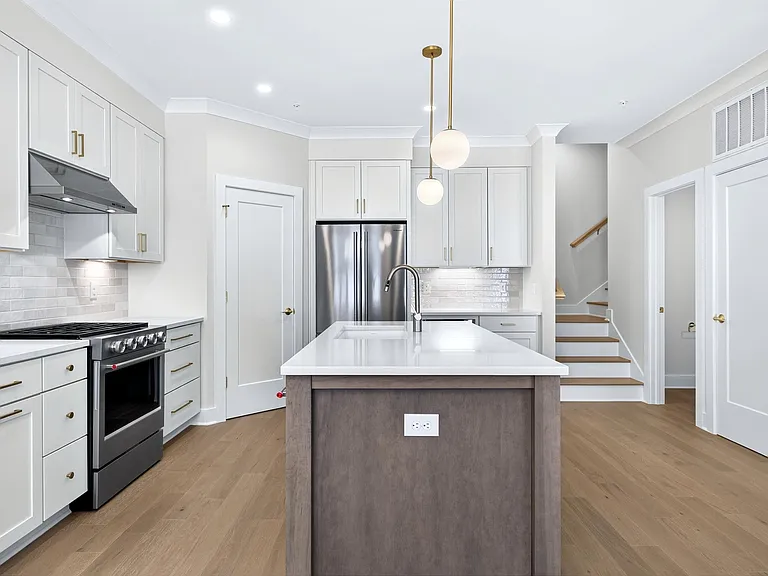 407 Chatham View Rd — Photo 20
