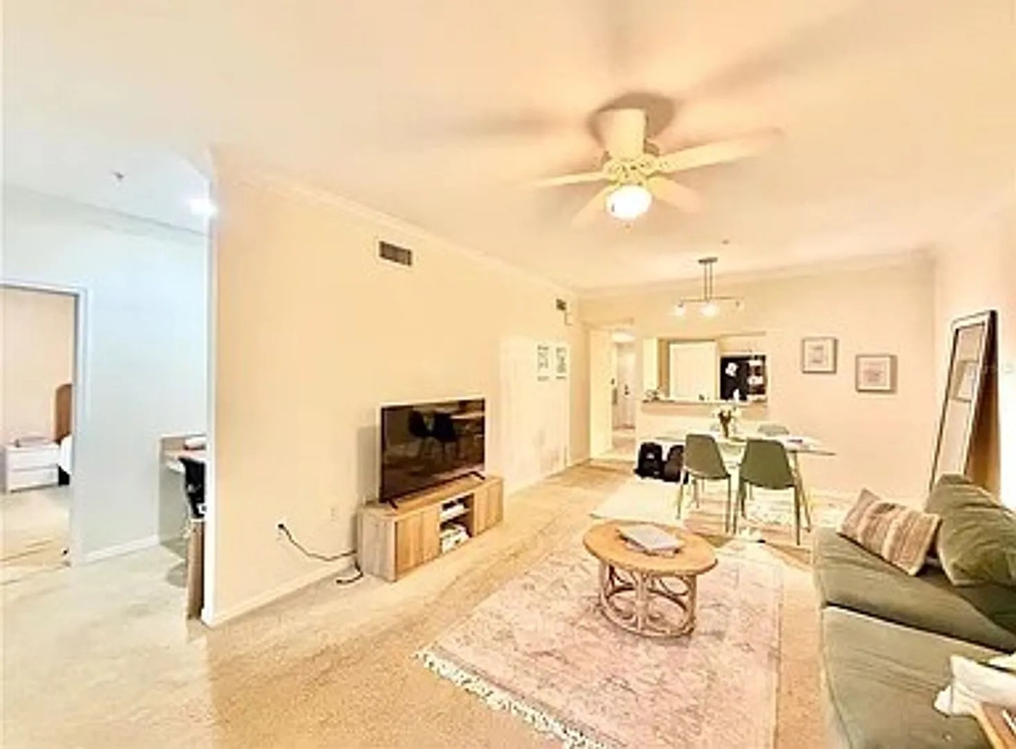 2/2 2nd floor unit in Haile Plantation Village Center — Photo 4