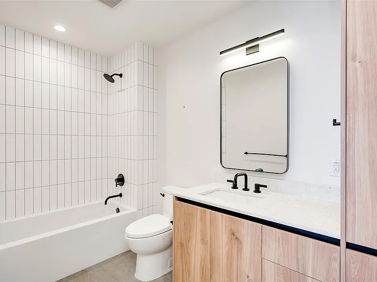 84 East Ave #2801 — Photo 19