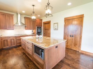 72 Hyalite Ranch Ln, Bozeman, MT 59718