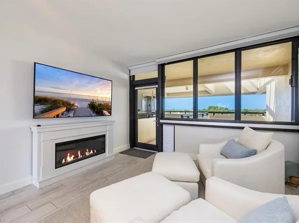 6300 Pelican Bay BLVD #404A, NAPLES, FL 34108