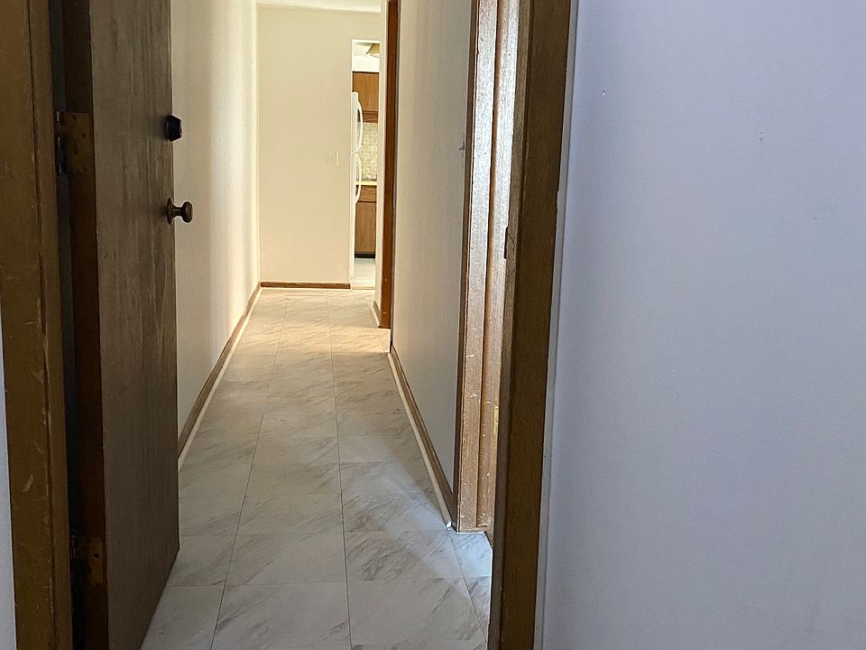1st image of 3123 Elm St #1