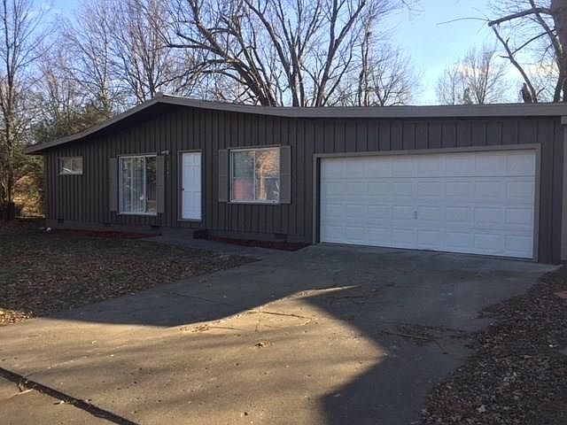 1st image of 2417 W Valley Dr