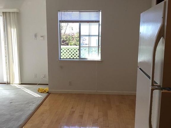 3rd image of 1024 San Luis Cir Unit 723