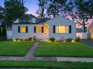 107 May St, West Haven, CT 06516