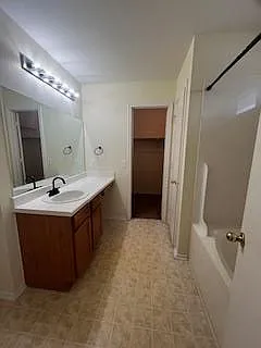 14909 Nuttall Dr — Photo 7