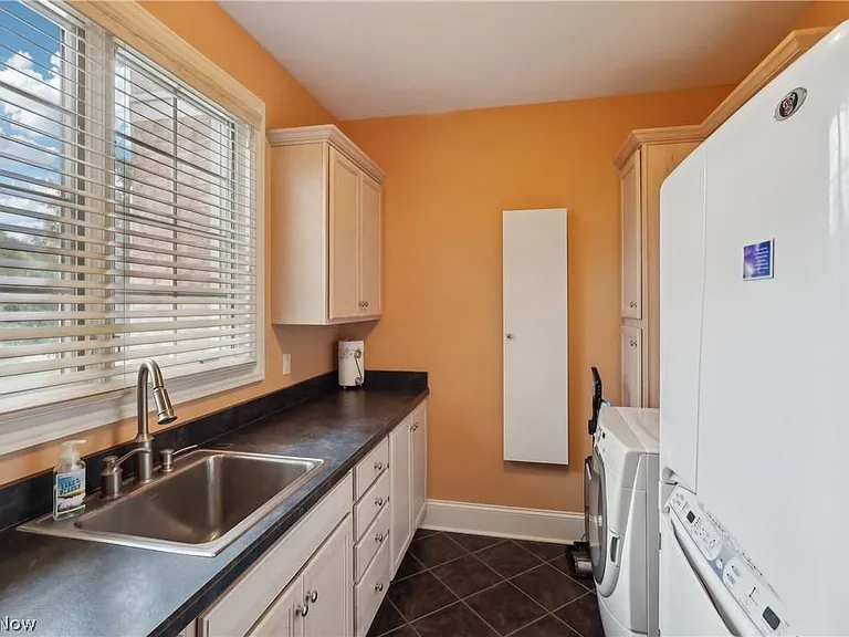 7560 Royal Portrush Dr — Photo 22